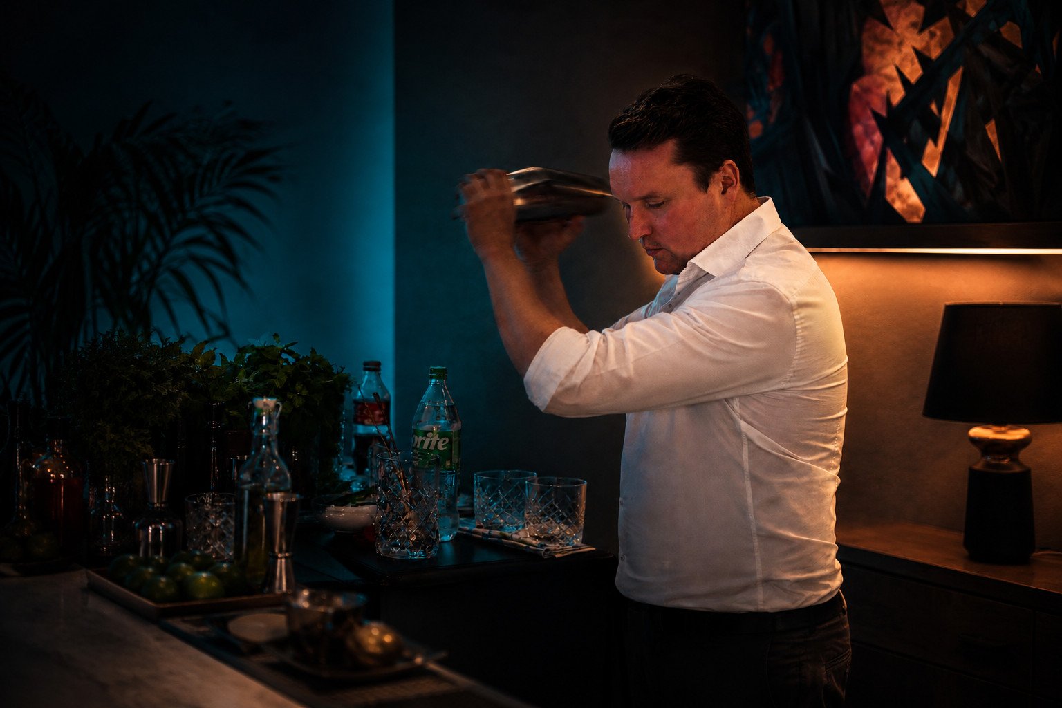 Marius Mutschinski mit Cocktails — Aperitif beim Private Dining