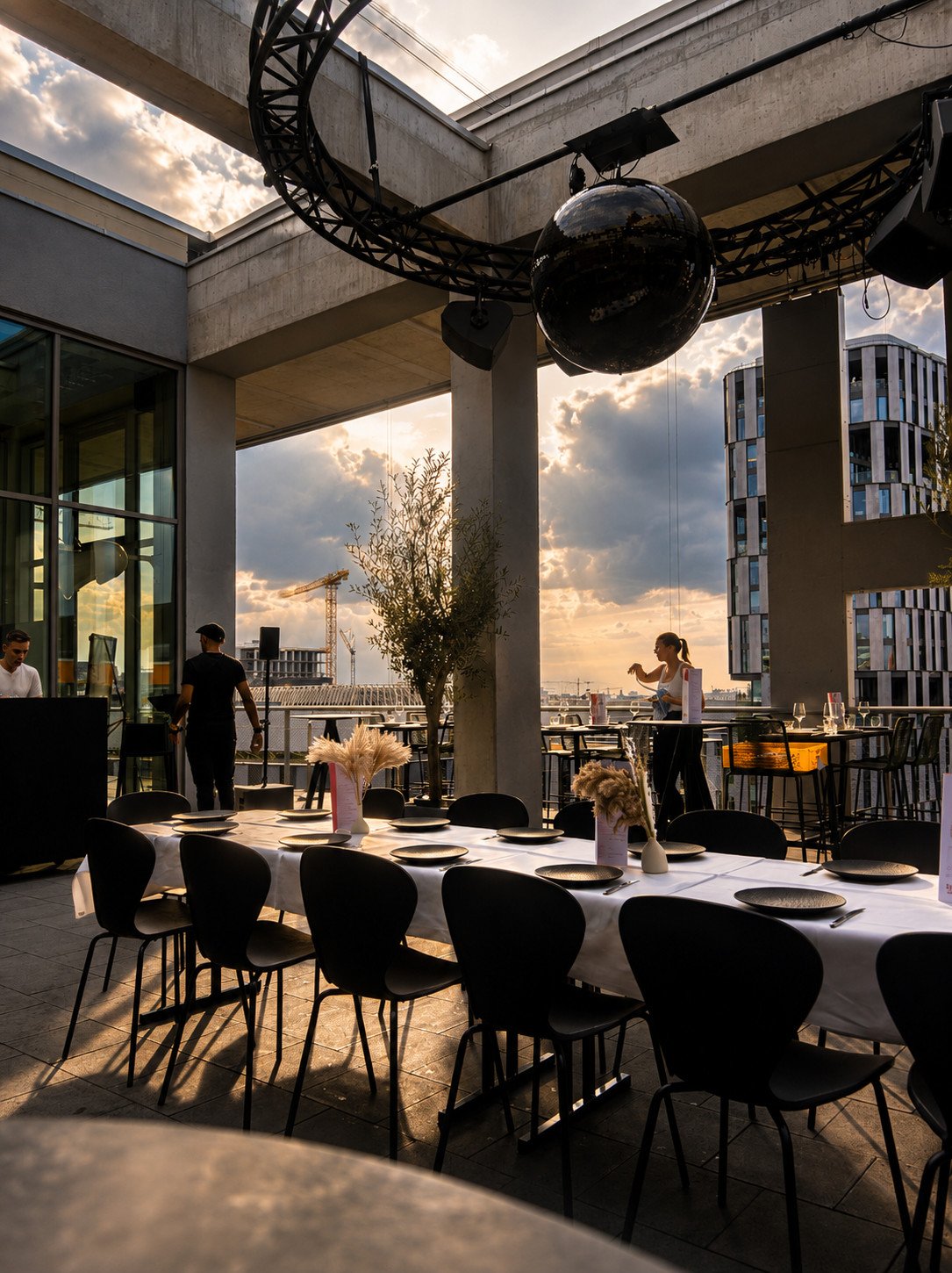 Dachterrassen-Event in München mit Private Dining und Service