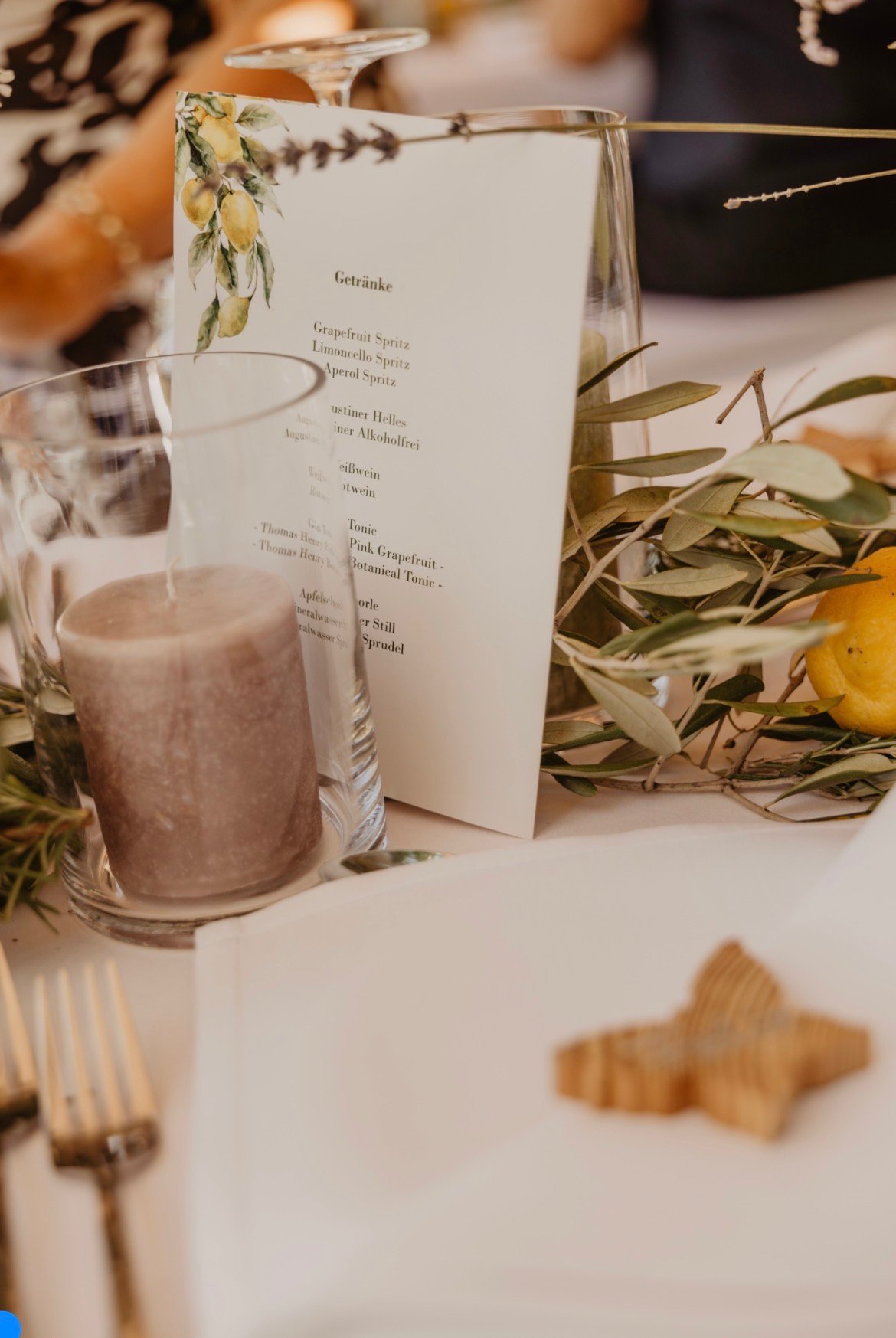 Elegant gedeckter Tisch für Private Dining mit Marius Mutschinski in München